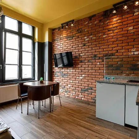 Golden Apartments&k51b/28 アパート